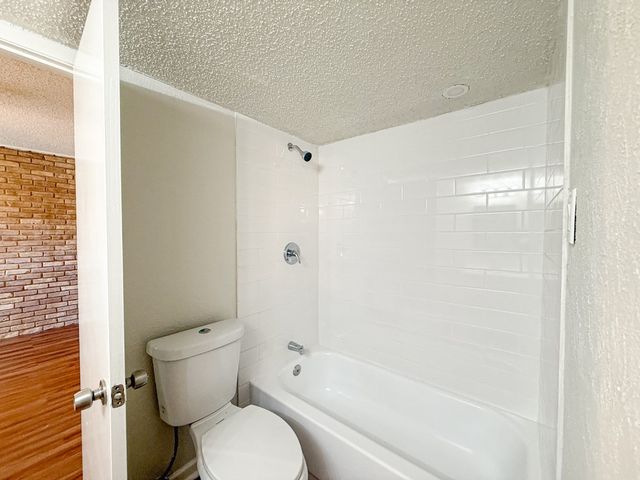 2833 Kings Road 210, Dallas, TX 75219