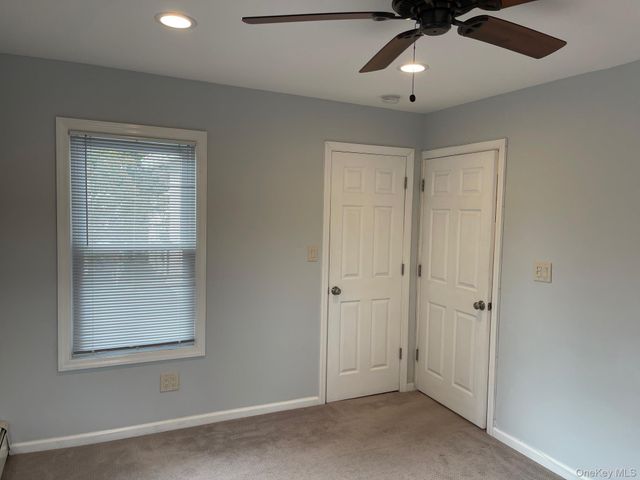 9 N Maryland Avenue, Port Washington, NY 11050