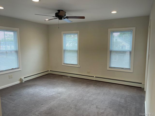 9 N Maryland Avenue, Port Washington, NY 11050