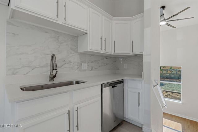 3657 SAMMY REECE Place, El Paso, TX 79938
