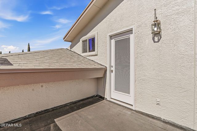 3657 SAMMY REECE Place, El Paso, TX 79938