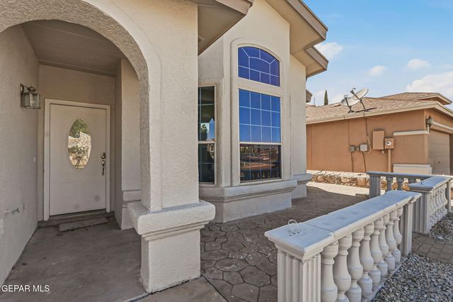 3657 SAMMY REECE Place, El Paso, TX 79938