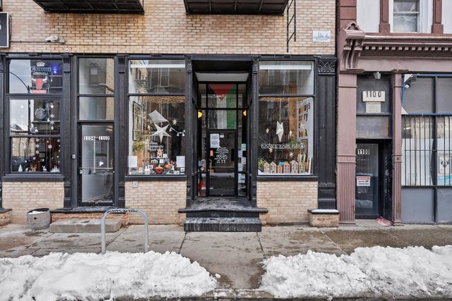 1102 W 18TH Street, Chicago, IL 60608