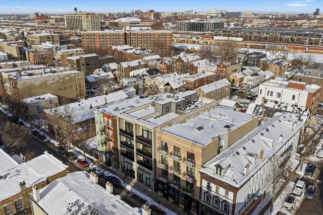 1102 W 18TH Street, Chicago, IL 60608