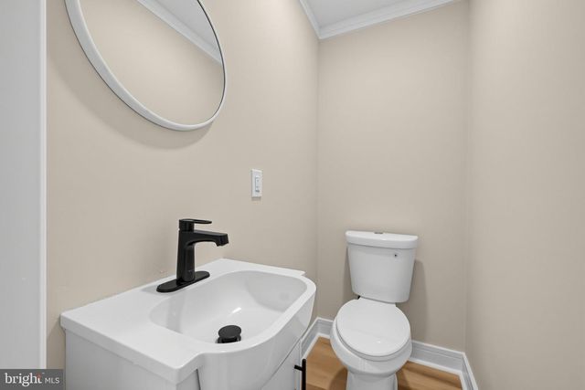 60 N CHESTER AVE, Riverside, NJ 08075
