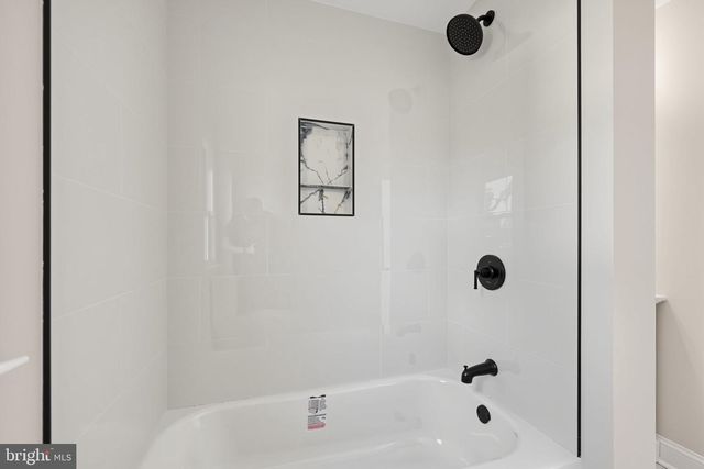 60 N CHESTER AVE, Riverside, NJ 08075