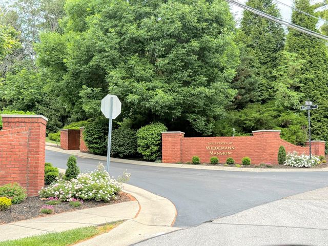 1111 Park Avenue, Newport, KY 41071