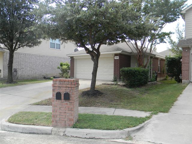 11929 Porcupine Drive, Fort Worth, TX 76244