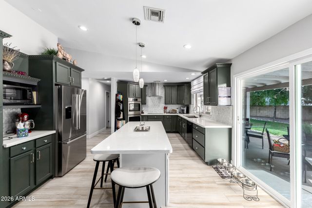 5957 E ASTER Drive, Scottsdale, AZ 85254