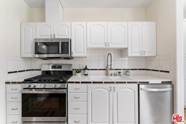 1338 Yale Street C, Santa Monica, CA 90404