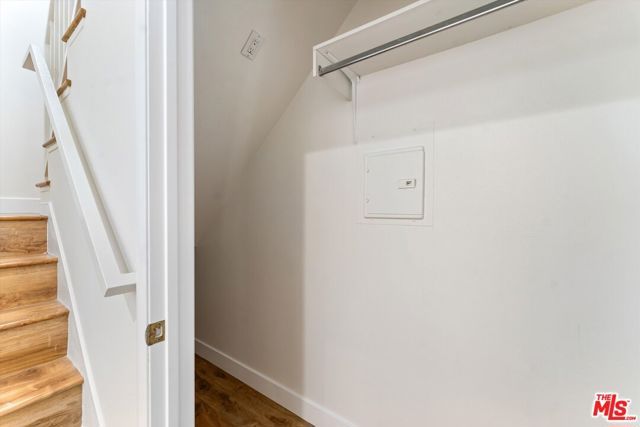 1338 Yale Street C, Santa Monica, CA 90404