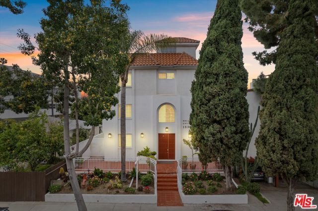 1338 Yale Street C, Santa Monica, CA 90404