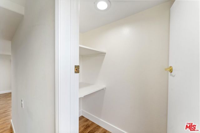 1338 Yale Street C, Santa Monica, CA 90404