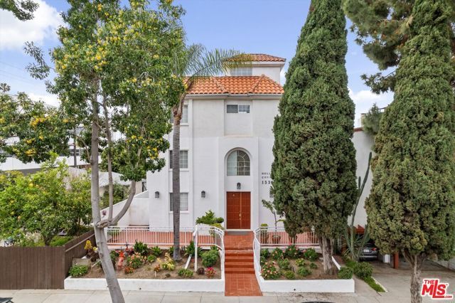 1338 Yale Street C, Santa Monica, CA 90404