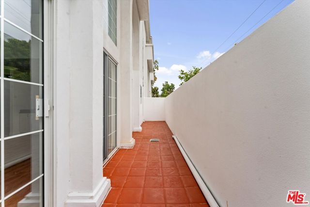 1338 Yale Street C, Santa Monica, CA 90404