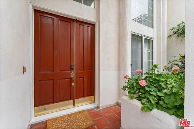 1338 Yale Street C, Santa Monica, CA 90404