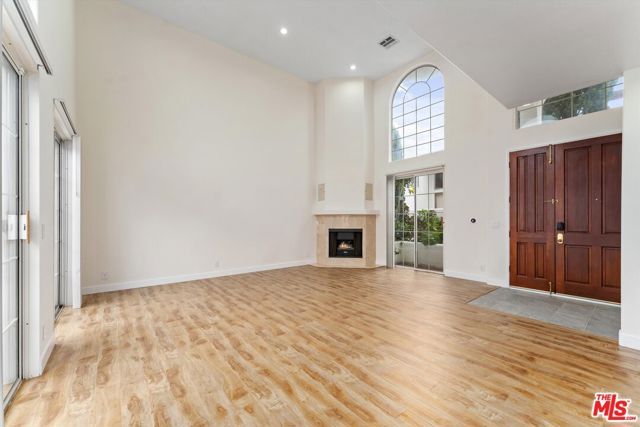 1338 Yale Street C, Santa Monica, CA 90404