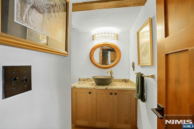 59 Youngs Road, Mahwah, NJ 07430