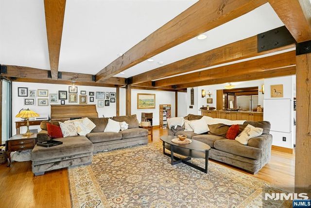 59 Youngs Road, Mahwah, NJ 07430