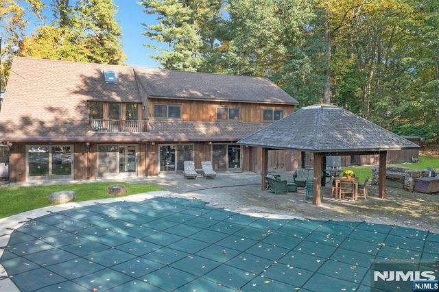 59 Youngs Road, Mahwah, NJ 07430