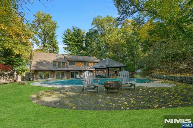 59 Youngs Road, Mahwah, NJ 07430