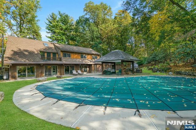 59 Youngs Road, Mahwah, NJ 07430