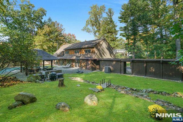 59 Youngs Road, Mahwah, NJ 07430