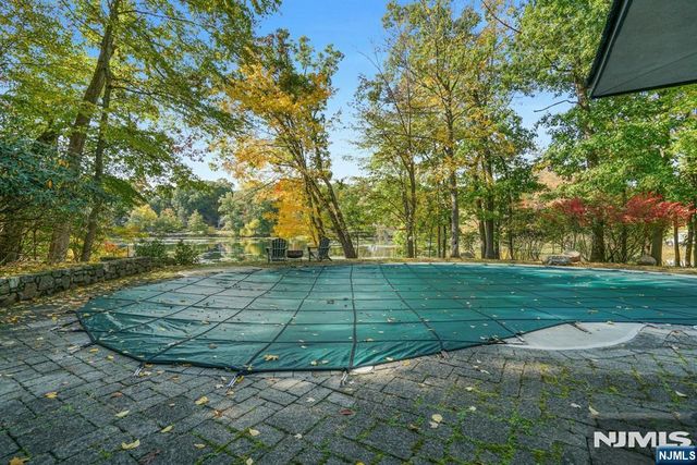 59 Youngs Road, Mahwah, NJ 07430