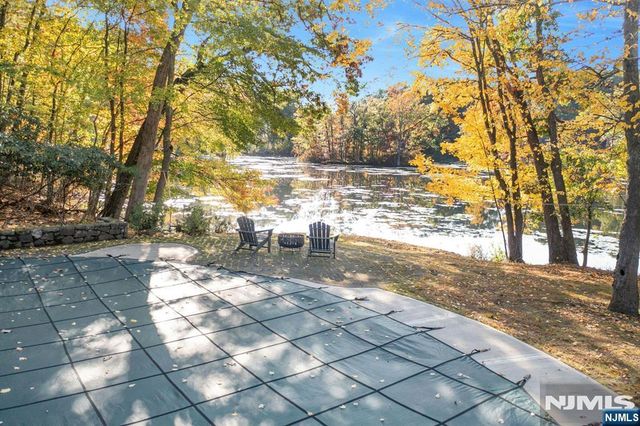 59 Youngs Road, Mahwah, NJ 07430