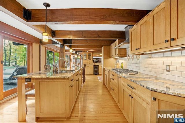 59 Youngs Road, Mahwah, NJ 07430