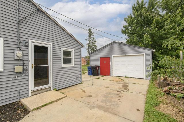 3500 Poe AVENUE, Racine, WI 53405