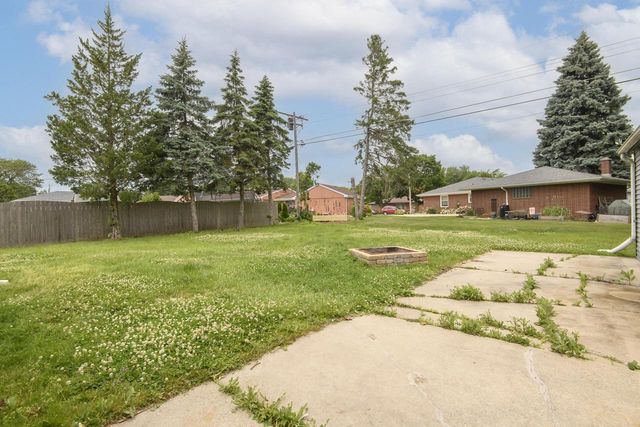 3500 Poe AVENUE, Racine, WI 53405