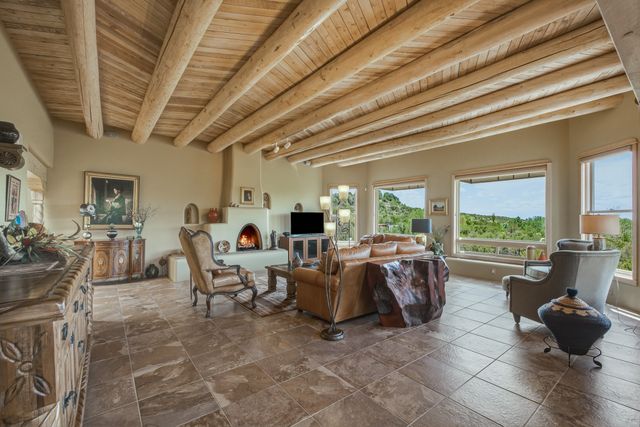 957 Paseo Del Sur, Santa Fe, NM 87501