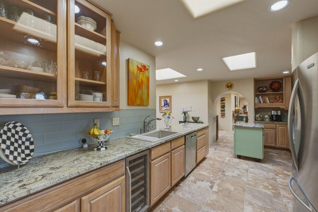 957 Paseo Del Sur, Santa Fe, NM 87501