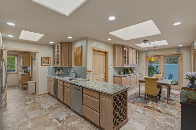 957 Paseo Del Sur, Santa Fe, NM 87501