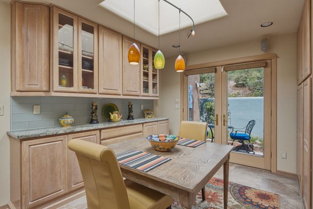 957 Paseo Del Sur, Santa Fe, NM 87501