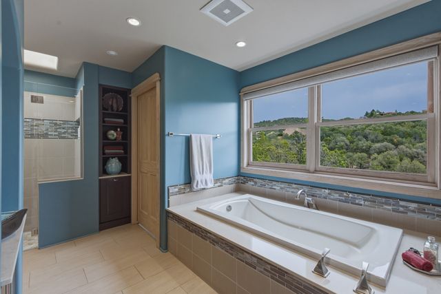 957 Paseo Del Sur, Santa Fe, NM 87501