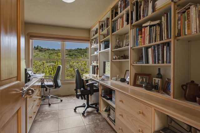 957 Paseo Del Sur, Santa Fe, NM 87501