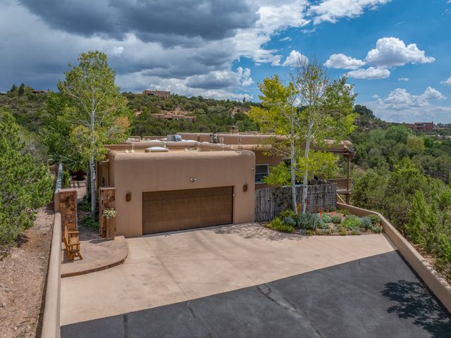 957 Paseo Del Sur, Santa Fe, NM 87501