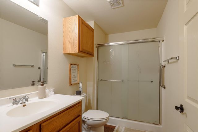 405 Peacock Path, Trinity, TX 75862