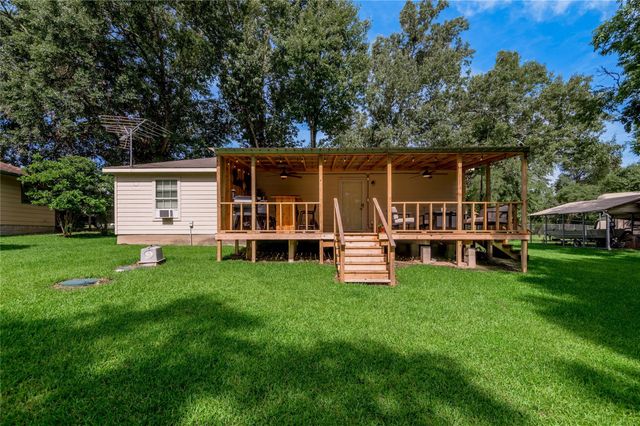 405 Peacock Path, Trinity, TX 75862