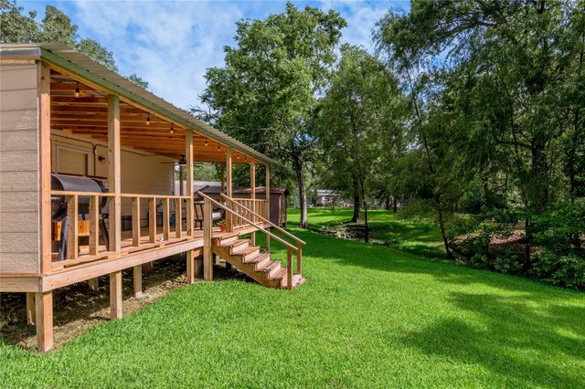 405 Peacock Path, Trinity, TX 75862