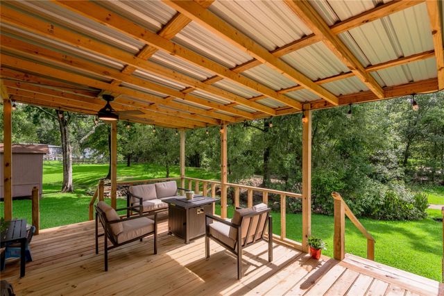 405 Peacock Path, Trinity, TX 75862