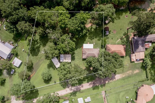 405 Peacock Path, Trinity, TX 75862