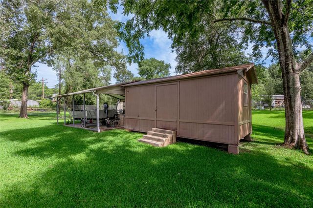 405 Peacock Path, Trinity, TX 75862