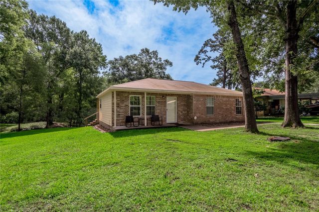 405 Peacock Path, Trinity, TX 75862