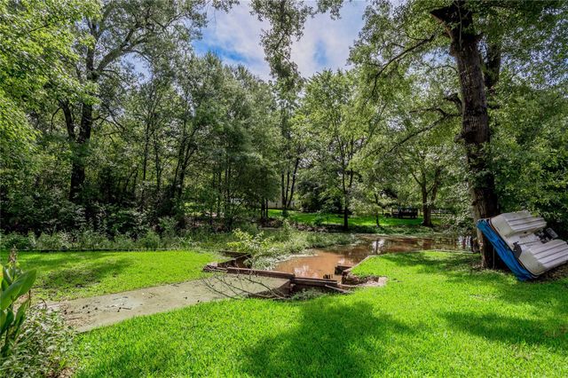 405 Peacock Path, Trinity, TX 75862