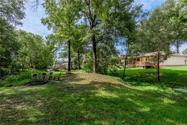 405 Peacock Path, Trinity, TX 75862
