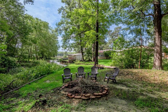 405 Peacock Path, Trinity, TX 75862