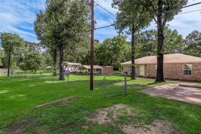 405 Peacock Path, Trinity, TX 75862